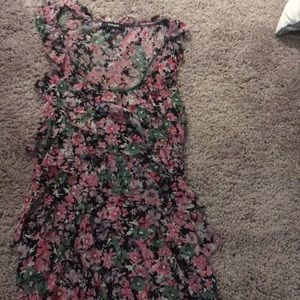 Express sleeveless top